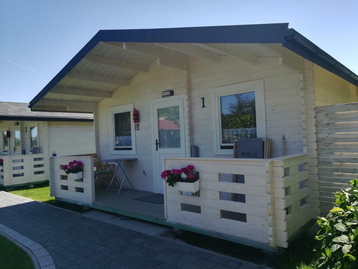 Domki Letniskowe Rejs Ustronie Morskie Exterior foto