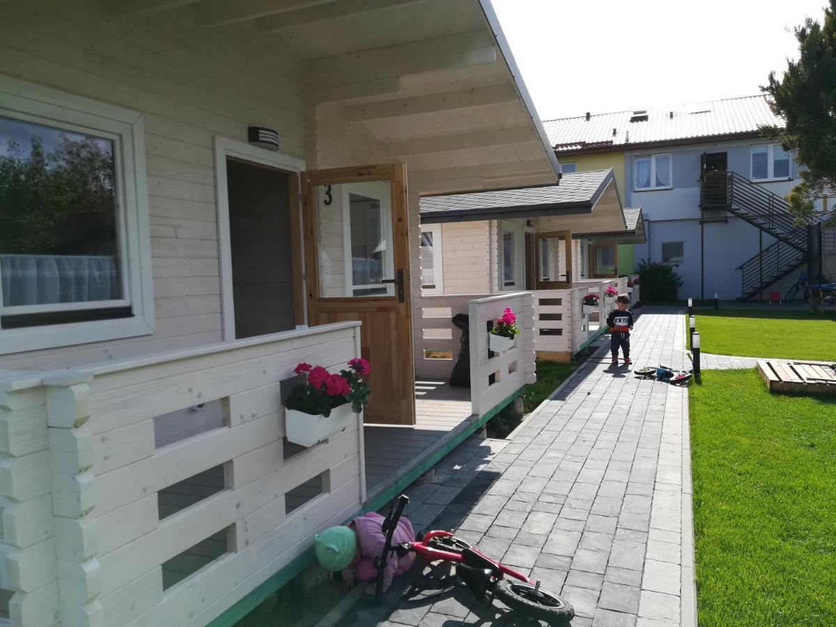 Domki Letniskowe Rejs Ustronie Morskie Exterior foto